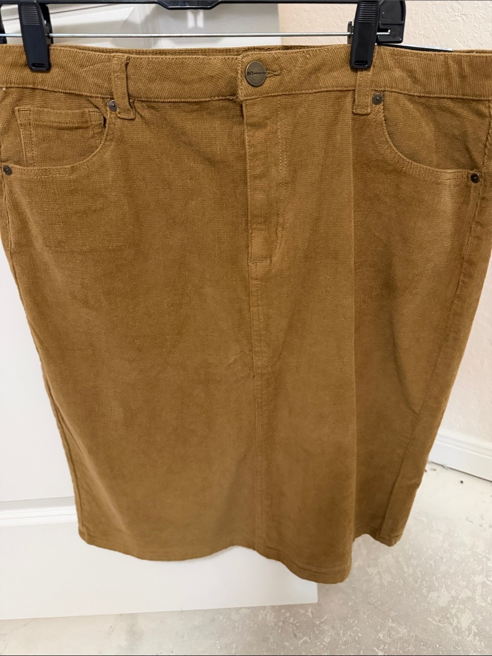 Jones New York Camel Corduroy Midi Skirt